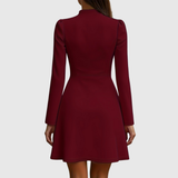 Mia – Rochie scurtă cu nasturi aurii