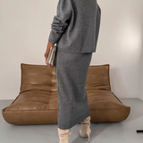 Nora – Set pulover scurt și fustă