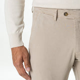 Traian – Pantaloni chino bej cu Tencel