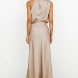 Silvia – Rochie halter din satin