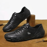 Minodora – Sneakers cu cusături vizibile