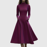 Ciprianna – Rochie evazată cu guler înalt