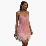 Iolanda – Rochie cu paiete și pene