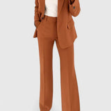 Victorița – Costum cu sacou și pantaloni