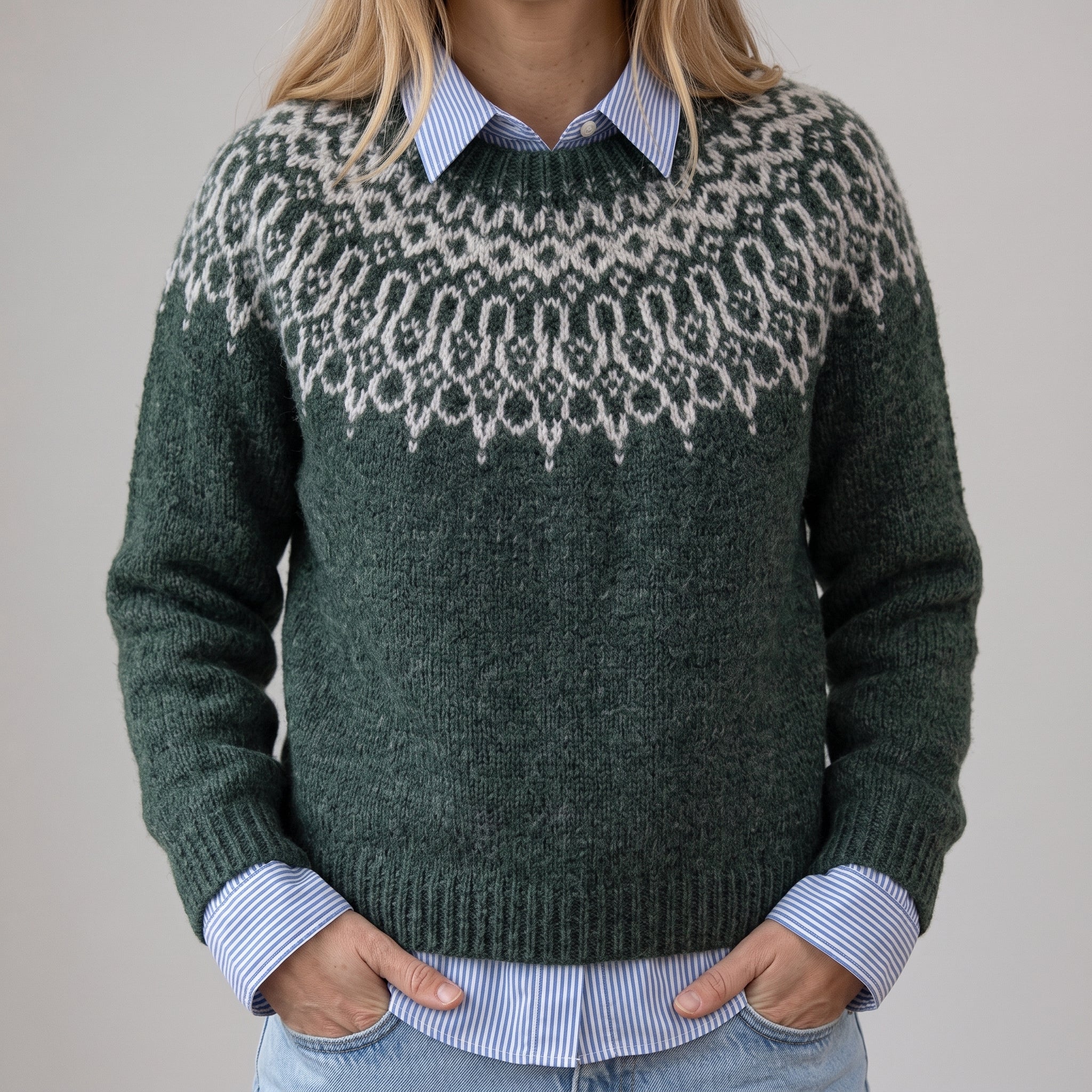Kitti – Pulover verde cu fulgi de nea