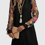Luminița – Rochie mini cu mâneci brodate
