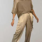 Irena – Set satinat cu pantaloni cargo