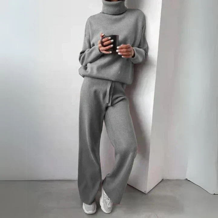 Ionela – Set lounge cu guler înalt