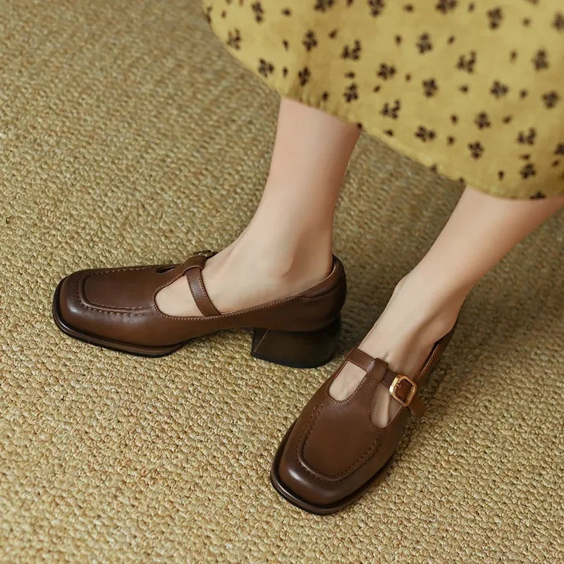 Sabrina – Pantofi T-strap cu cataramă