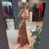 Celia – Rochie maxi satinată brodată