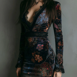 Ariadna – Rochie mini din catifea florală