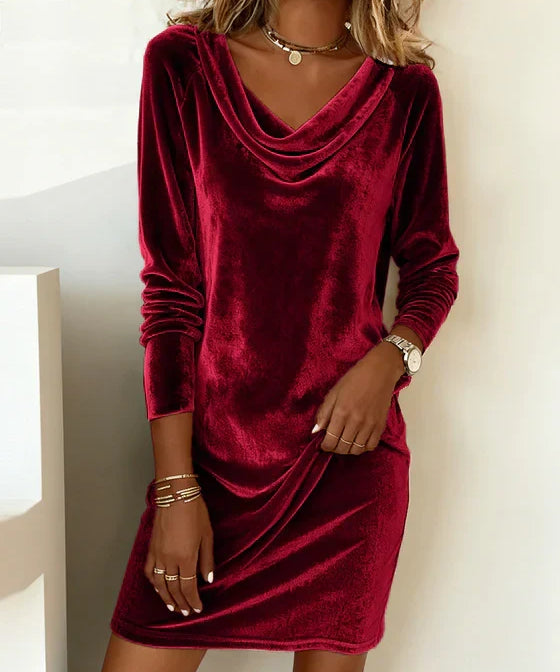 Clara – Rochie evazată din catifea