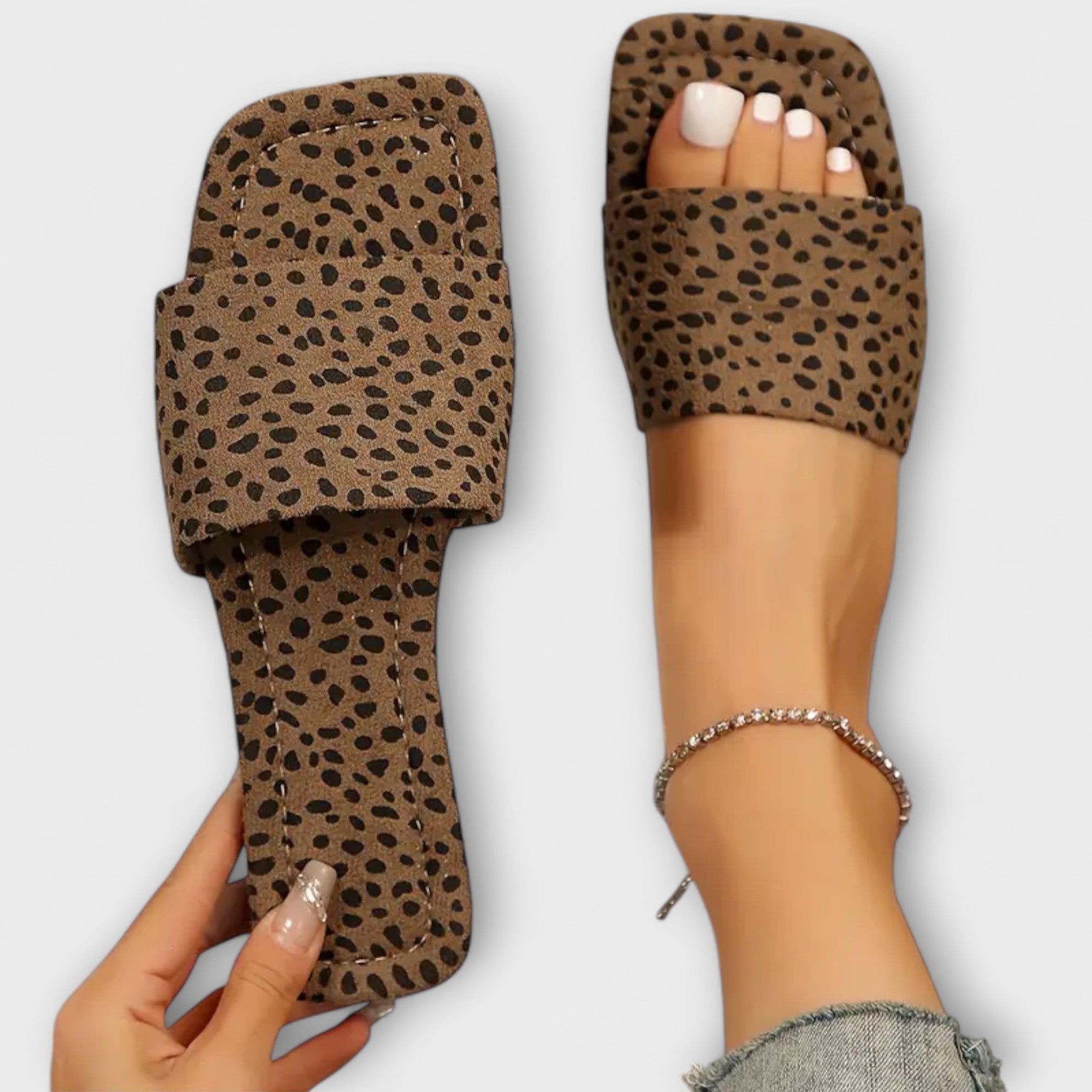 Dalia – Papuci leopard cu vârf pătrat