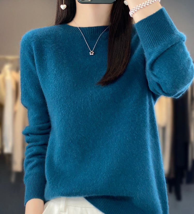 Laurentia – Pulover pufos cu guler rotund
