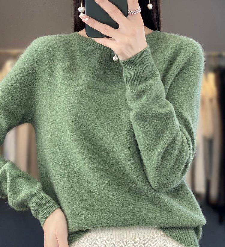 Laurentia – Pulover pufos cu guler rotund