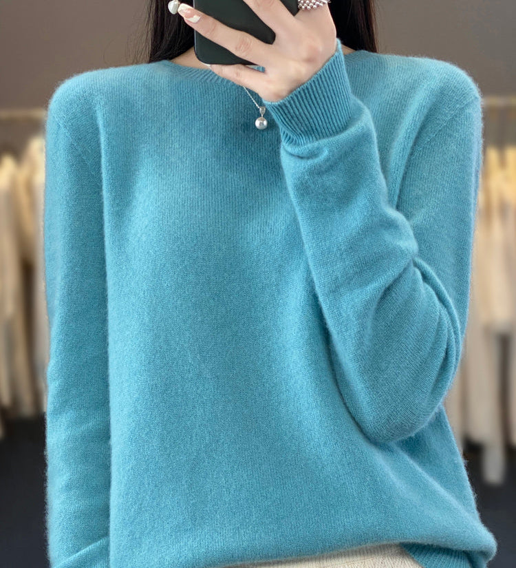 Laurentia – Pulover pufos cu guler rotund