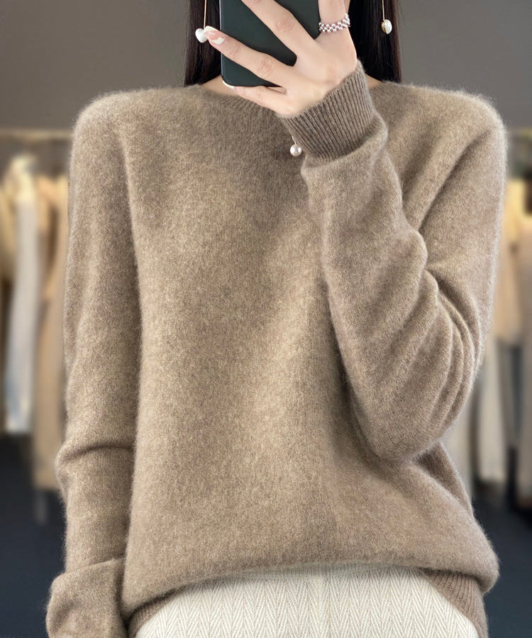 Laurentia – Pulover pufos cu guler rotund