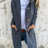 Clara – Cardigan lung cu nasturi