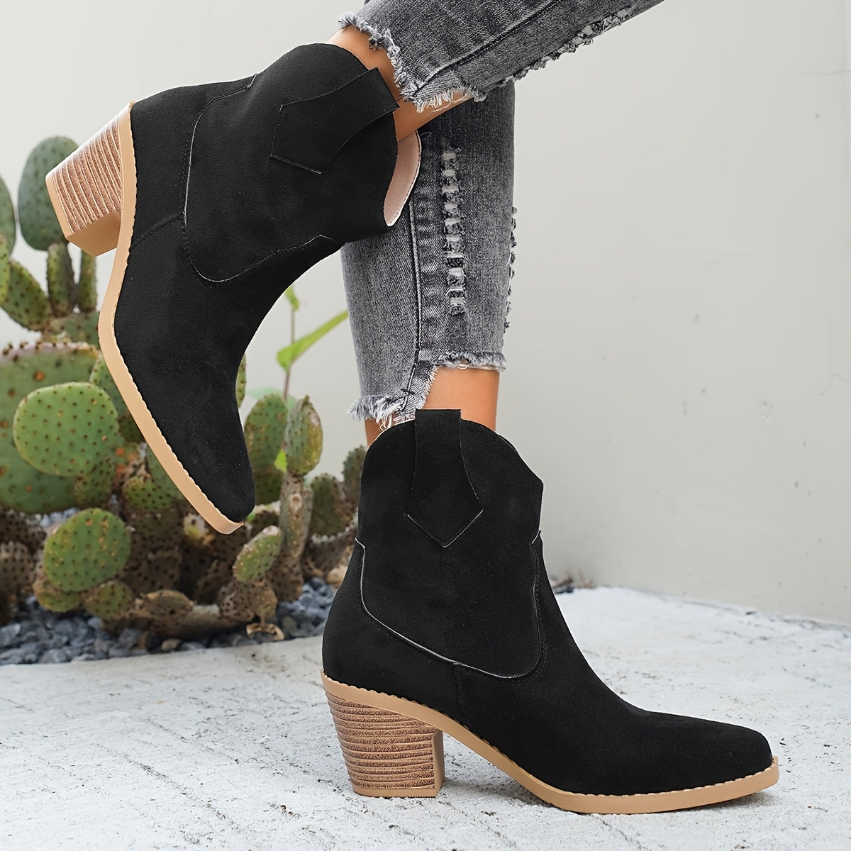 Valerica – Botine western cu toc bloc