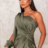 Geanina – Rochie satin asimetrică