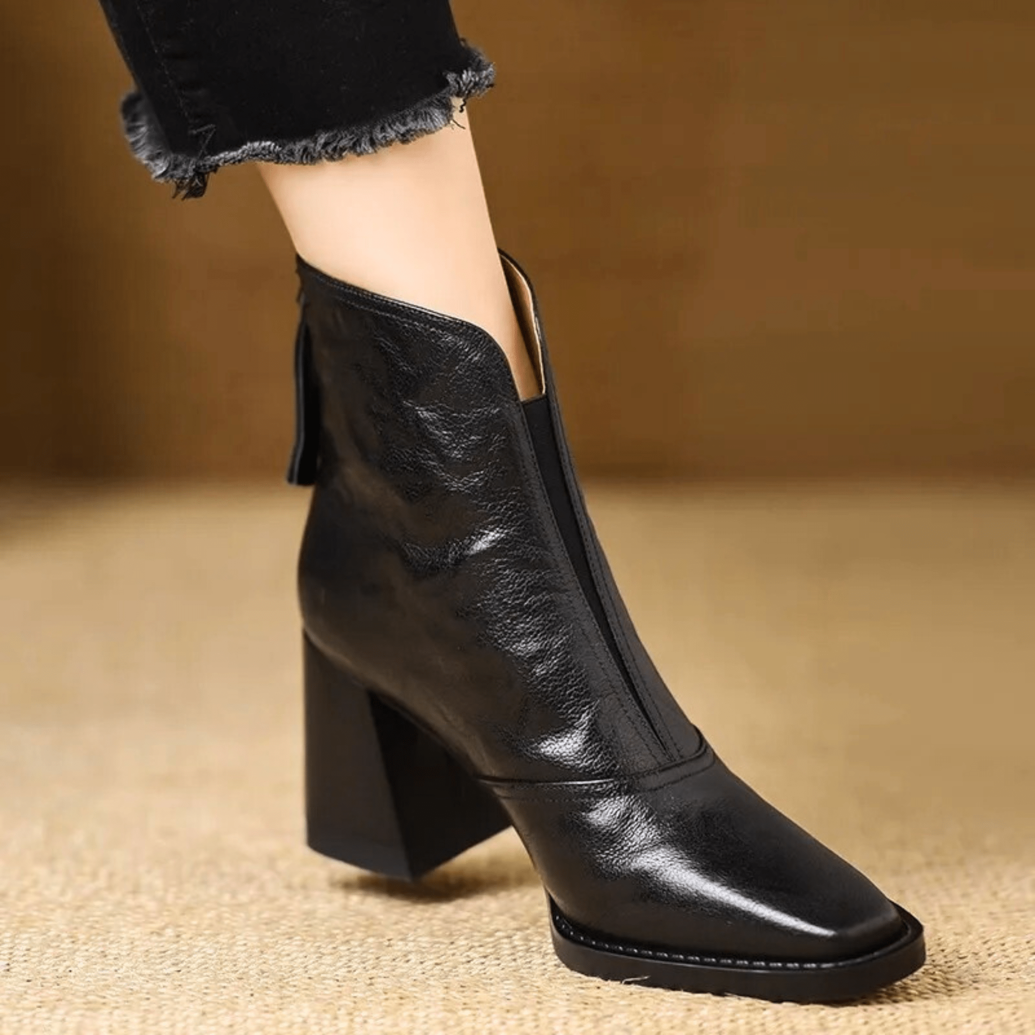 Lenuța – Botine cu toc gros